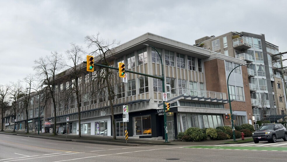 More Photos Of 2233 Burrard St, Vancouver Office Residential For Sale