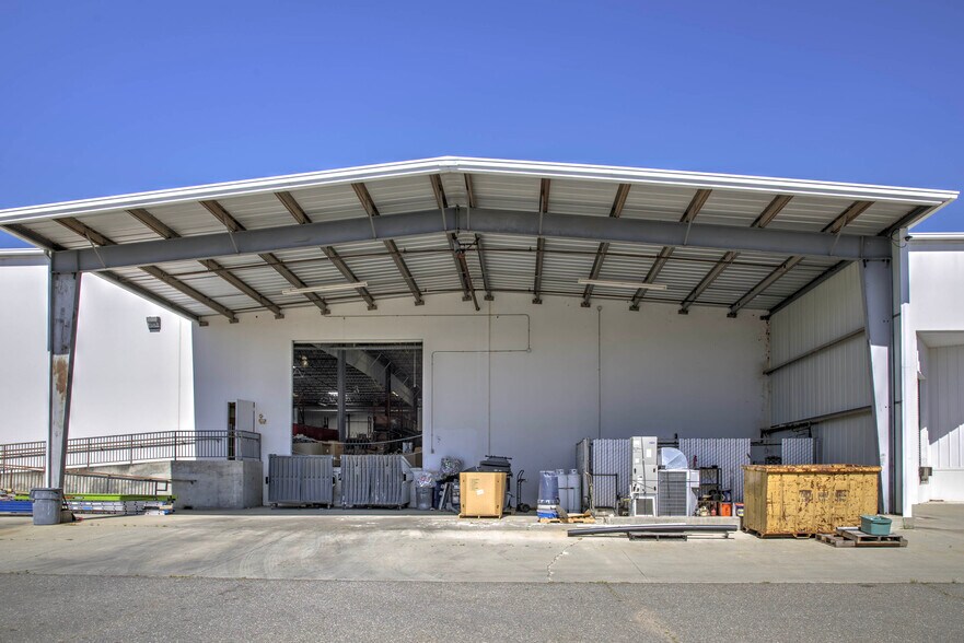 More Photos Of 1065 Marauder St, Chico Manufacturing For Sale