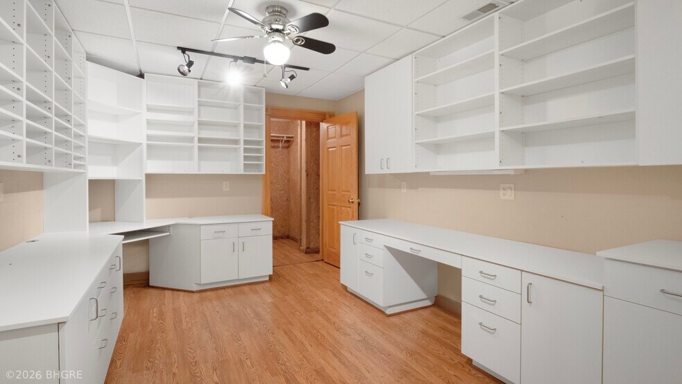 More Photos Of 2608 N Jefferson Way, Indianola Land For Sale