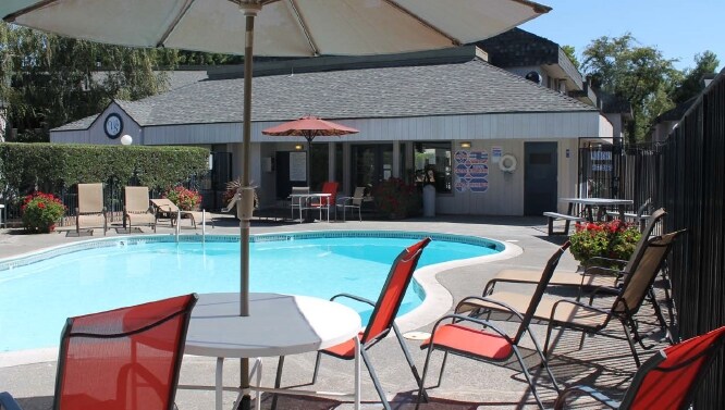 More Photos Of 602-710 Wimbledon Dr, Lodi Apartments For Sale