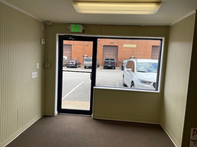 More Photos Of 706 Crain Hwy N, Glen Burnie Flex For Lease