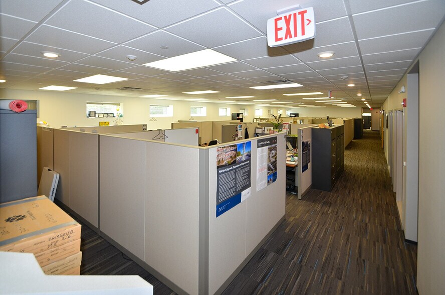 More Photos Of 970 S 29th St W, Billings Office For Sale