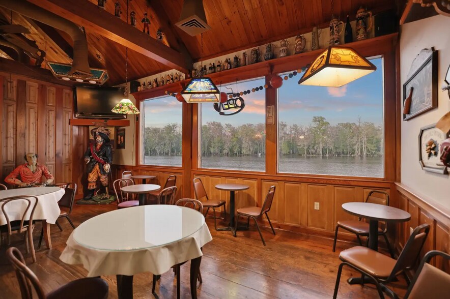 More Photos Of 29592 Louisiana 22, Springfield Restaurant For Sale