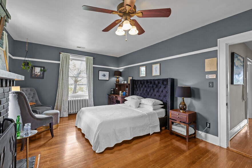 More Photos Of 1231 Boissevain Ave, Norfolk General Retail For Sale