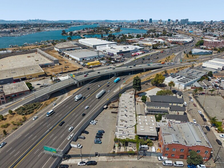 More Photos Of 825-829 27th Ave, Oakland Manufacturing For Sale