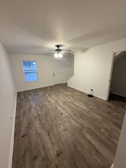More Photos Of 220 Morningside Dr, Benton Apartments For Sale