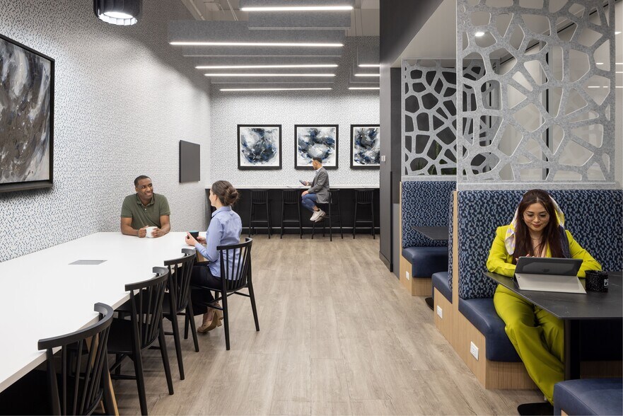 More Photos Of 125 E John Carpenter Fwy, Irving Office For Lease