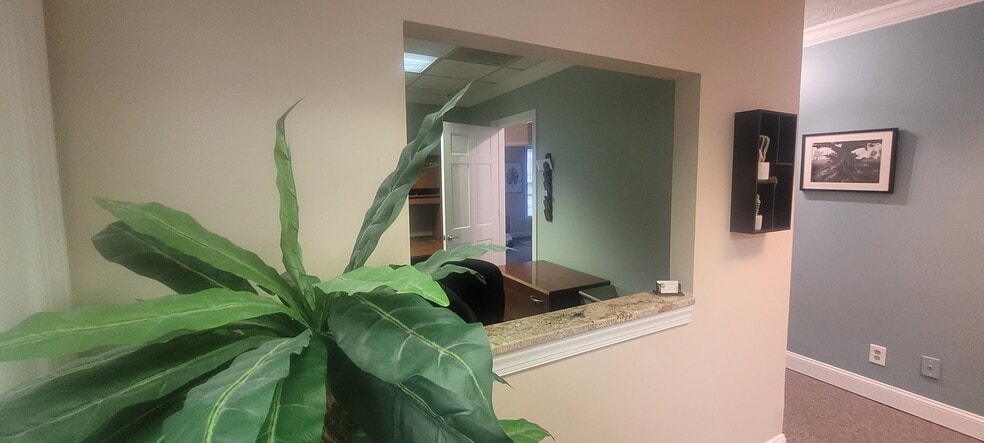 More Photos Of 1936 N Druid Hills Rd NE, Atlanta Medical For Sale