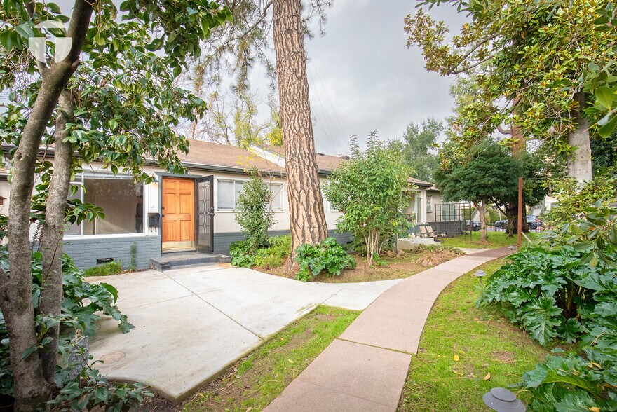 More Photos Of 2016 U St, Sacramento Apartments For Sale
