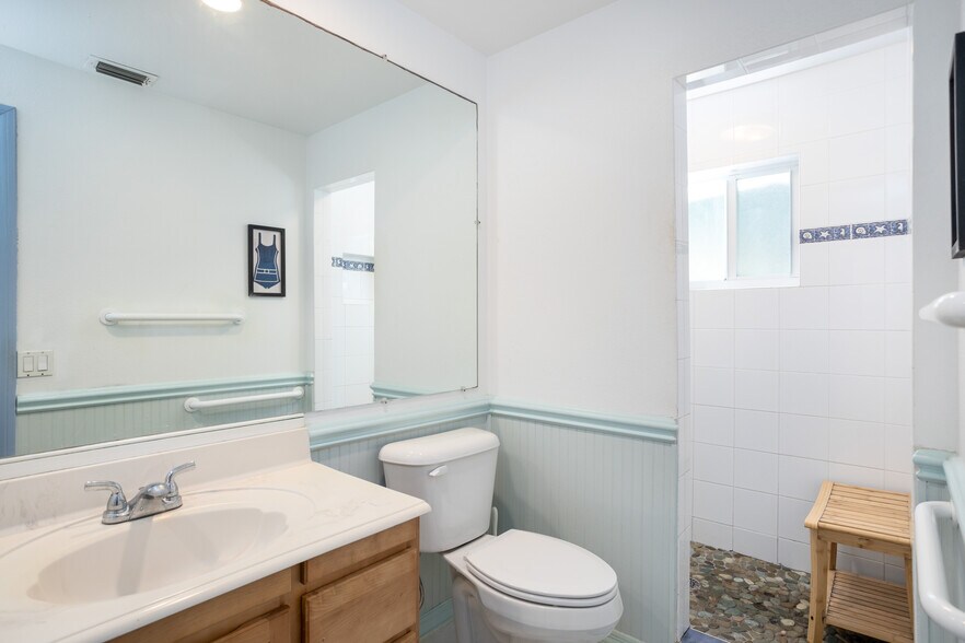 More Photos Of 312 Wavecrest Ave, Indialantic Multifamily For Sale
