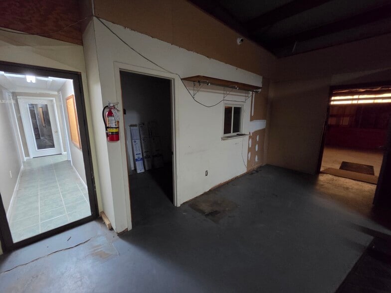 More Photos Of 3119 Camden Rd, Fayetteville Office For Lease