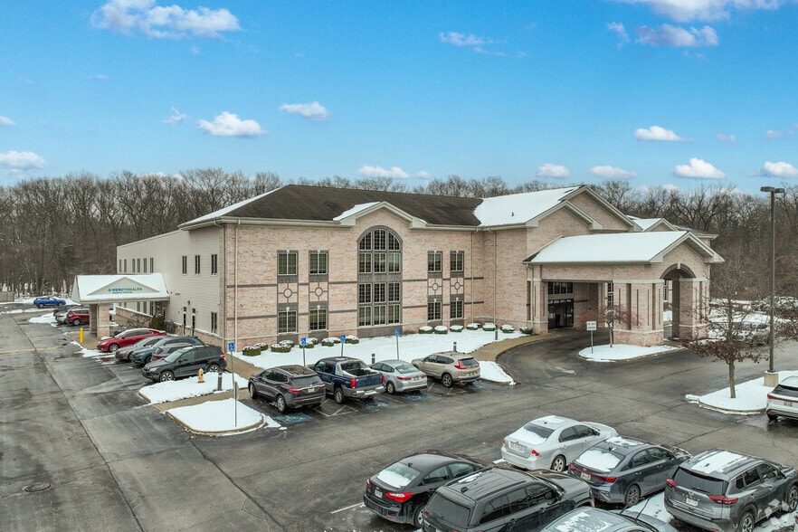 Primary Photo Of 4126 N Holland Sylvania Rd, Toledo Medical For Lease