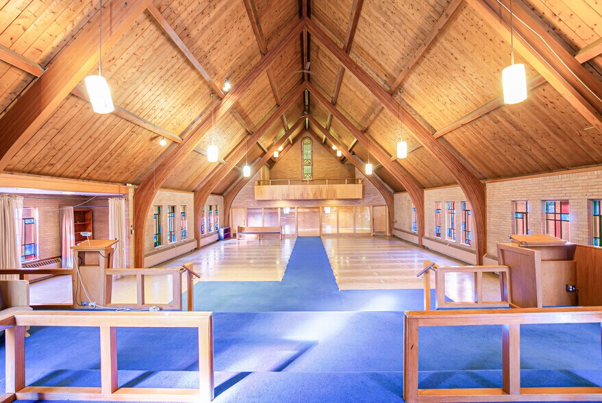 More Photos Of 3955-3995 N Irving St, Denver Religious Facility For Lease