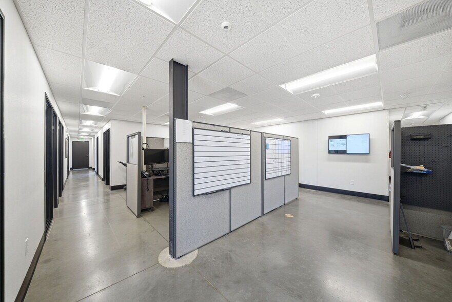 More Photos Of 7217 NE 99th St, Vancouver Industrial For Sale