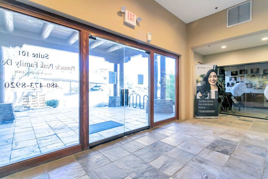 More Photos Of 10465 E Pinnacle Peak Pky, Scottsdale Medical For Lease