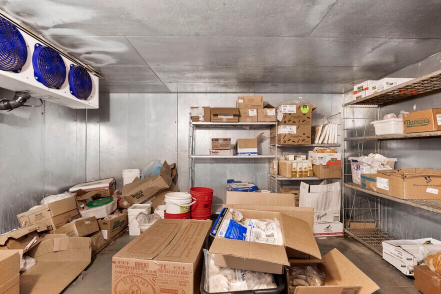 More Photos Of 1975 Central Ave, Albany Restaurant For Sale