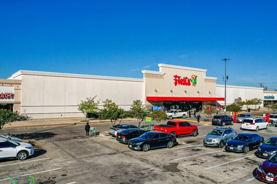More Photos Of 2943-2959 S Buckner Blvd, Dallas Unknown For Lease