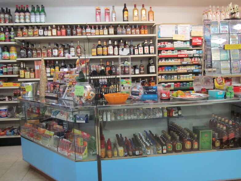 More Photos Of 42505 County Road 653, Paw Paw Convenience Store For Sale