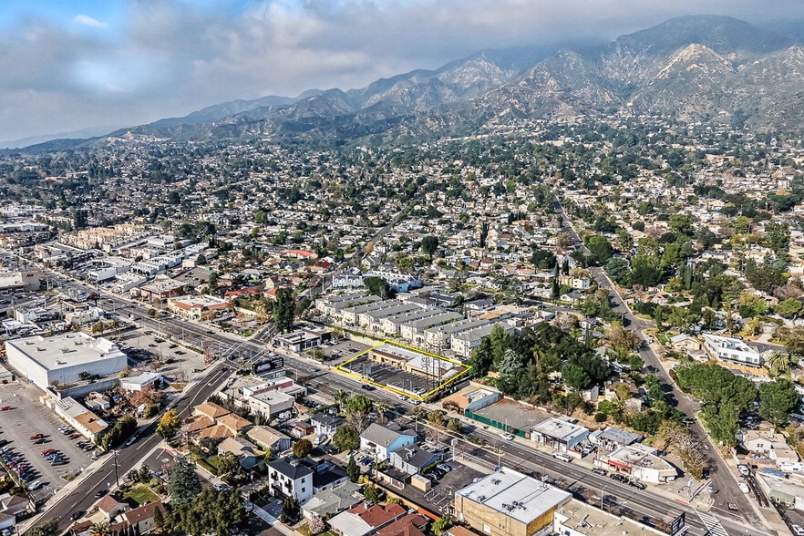 More Photos Of 2943-2947 Foothill Blvd, La Crescenta Medical For Lease