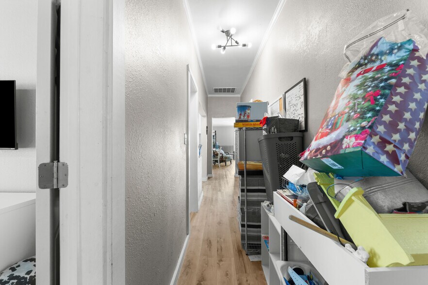 More Photos Of 1030 Jenks Ave, Panama City General Retail For Sale