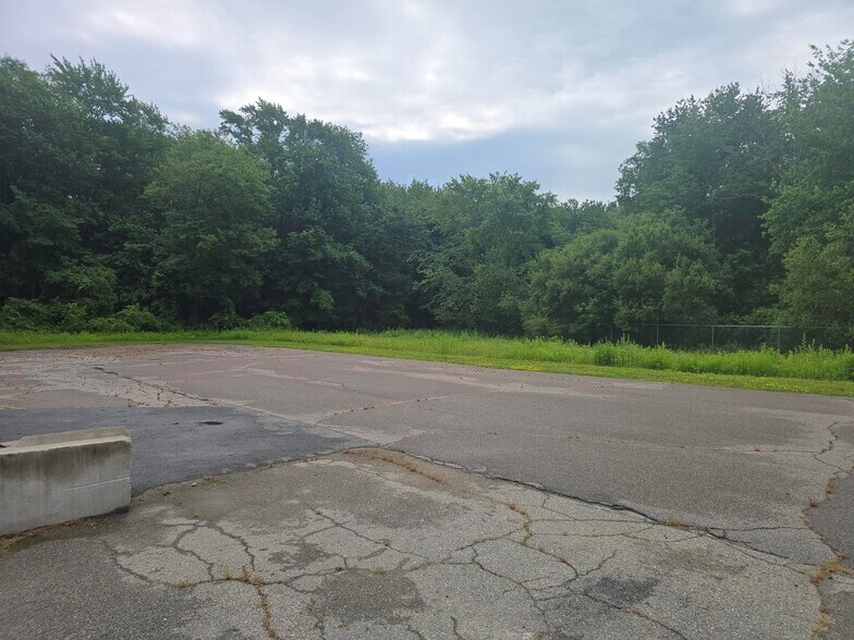 More Photos Of 1438 Washington St, Stoughton Land For Lease