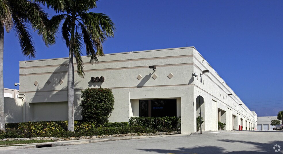 More Photos Of 3500 NW Boca Raton Blvd, Boca Raton Flex For Lease