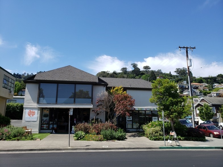More Photos Of 221 Caledonia St, Sausalito Office For Lease