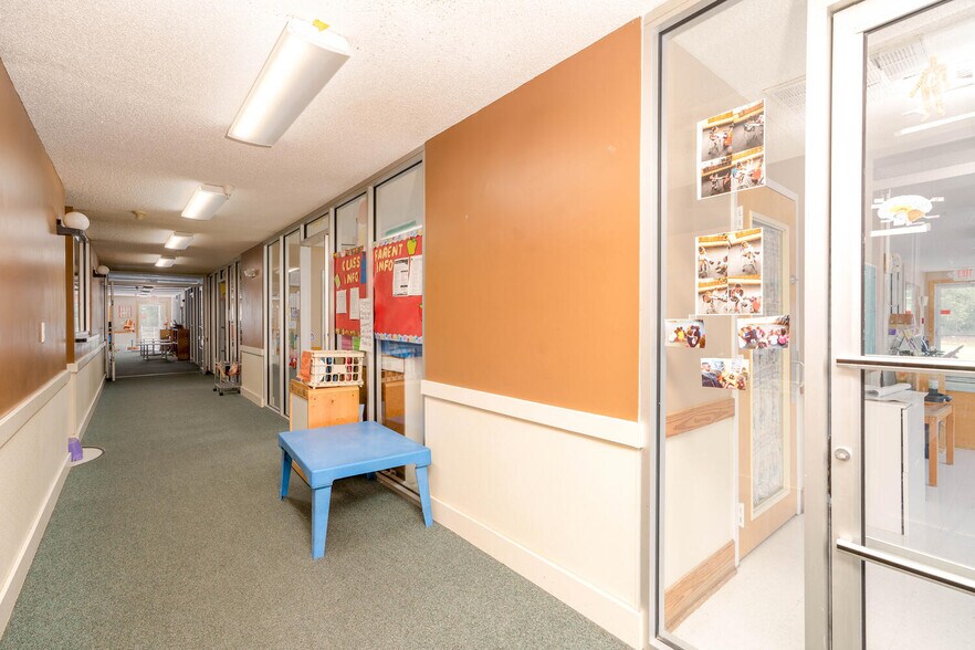 More Photos Of 2081 Mesa Valley Way, Austell Specialty For Sale