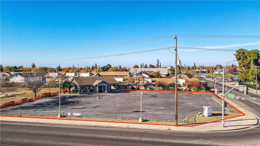 More Photos Of 2979 N Winton Way, Atwater Auto Dealership For Lease