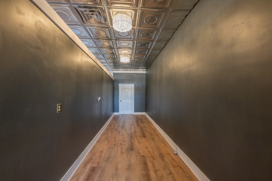 More Photos Of 119 W Gordon St, Thomaston Storefront Retail Office For Sale