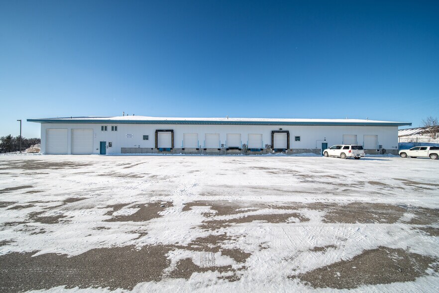 Primary Photo Of 7447 Dresser Dr NE, Rochester Refrigeration Cold Storage For Sale