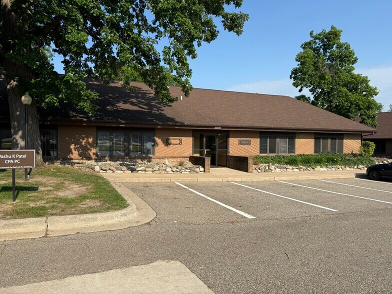 More Photos Of 5092 Lovers Ln, Portage Office For Sale