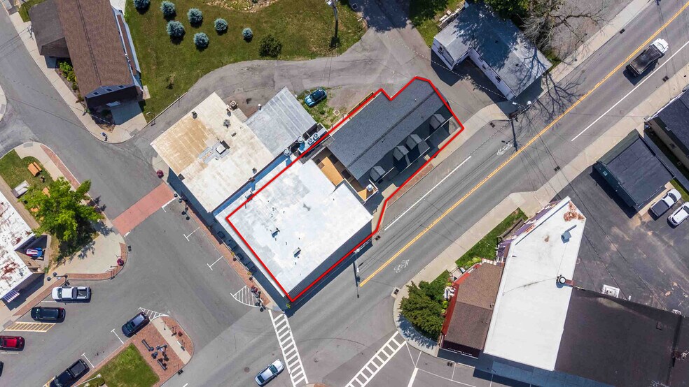 More Photos Of 1 Public Sq, Holley Apartments For Sale