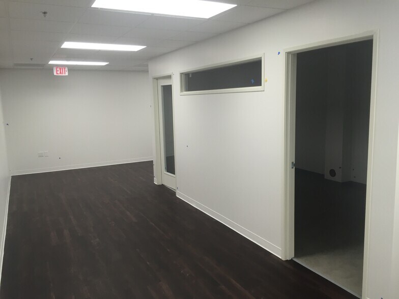 More Photos Of 1577 E Chevy Chase Dr, Glendale Medical For Lease