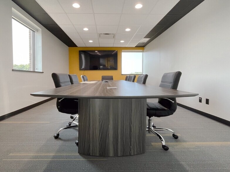 More Photos Of 3535 30th Ave, Kenosha Coworking Space