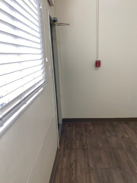 More Photos Of 630 W 17th Pl, Tempe Schools For Lease