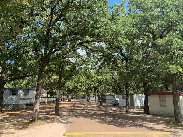 More Photos Of 215 Weeks Rd, Cleburne Manufactured Housing Mobile Home Park For Sale