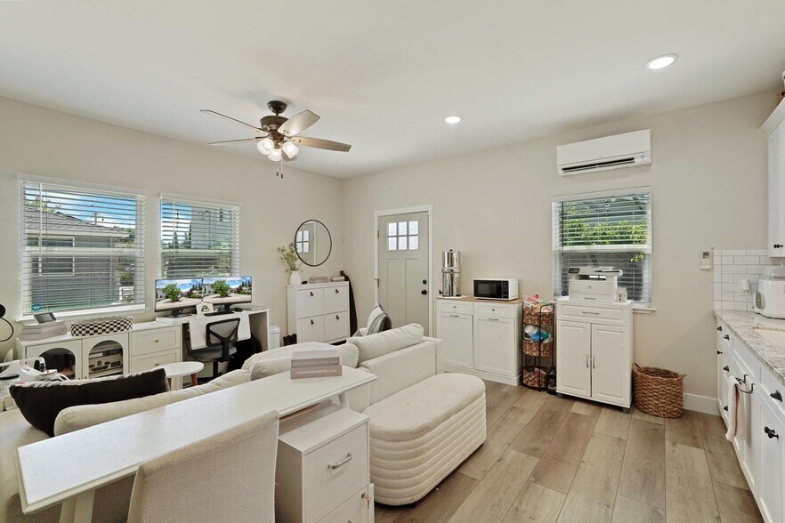 More Photos Of 595 E Augusta St, Woodbridge Apartments For Sale