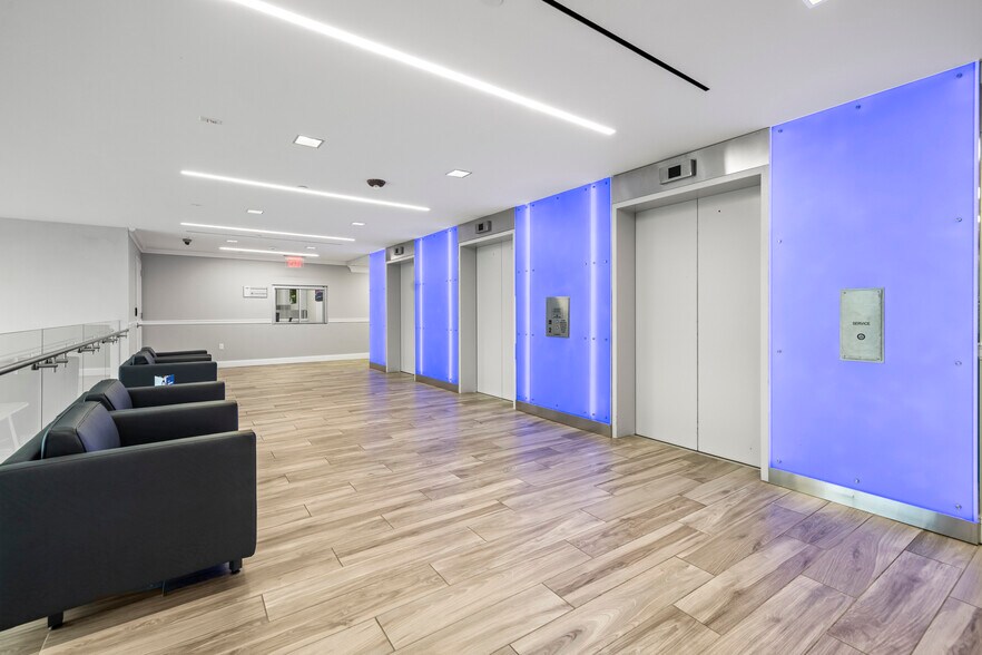 More Photos Of 275 Broadhollow Rd, Melville Office For Lease