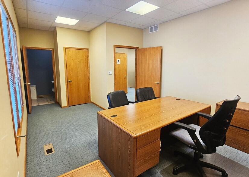 More Photos Of 10331-10335 W Lincoln Hwy, Frankfort Office For Sale