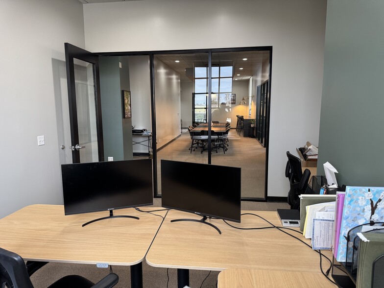 More Photos Of 1012 11th St, Modesto Office For Lease