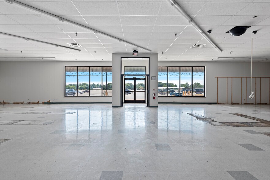 More Photos Of 4298 N Prospect St, Decatur Storefront For Lease