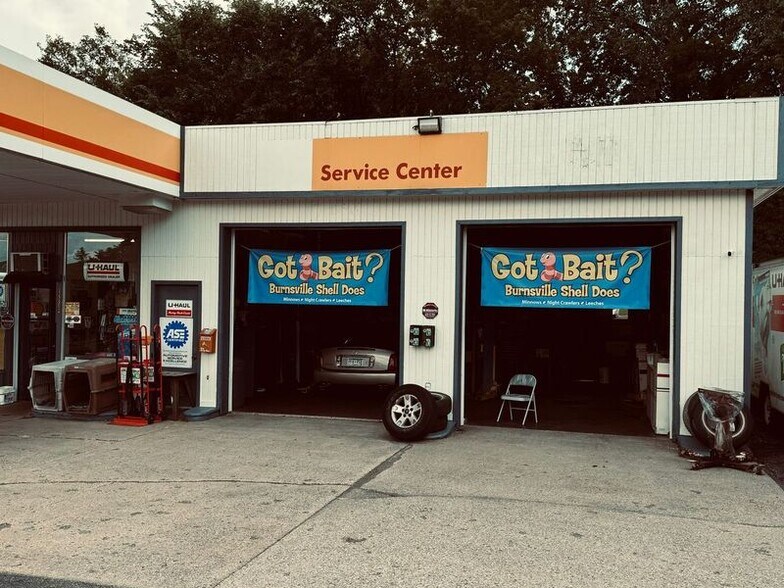 More Photos Of 14801 County Road 5, Burnsville Service Station For Lease