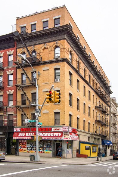 Primary Photo Of 295 W 112th St, New York Apartments For Lease