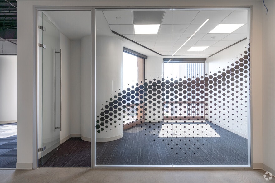 More Photos Of 1415 Louisiana St, Houston Office For Lease