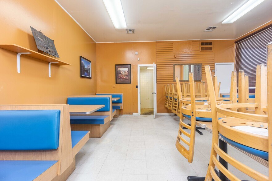 More Photos Of , Live Oak Unknown For Sale