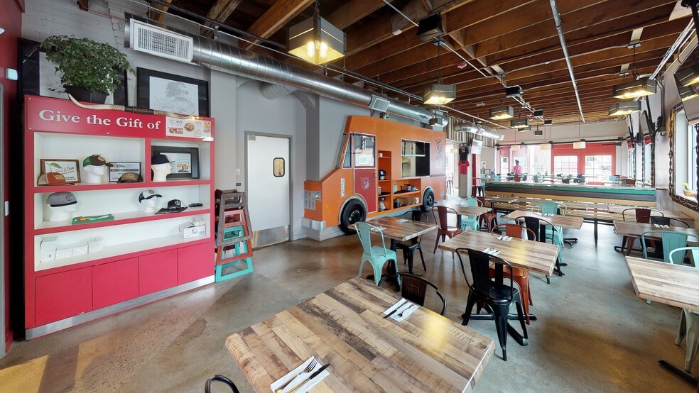 More Photos Of 4499 W 38th Ave, Denver General Retail For Lease