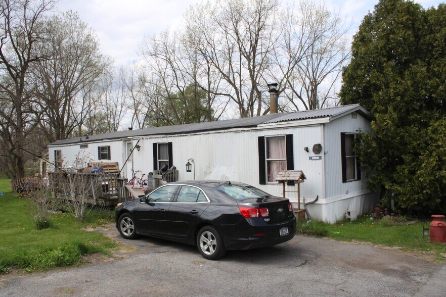 More Photos Of 3841 Trolley Rd, Palmyra Multifamily For Sale