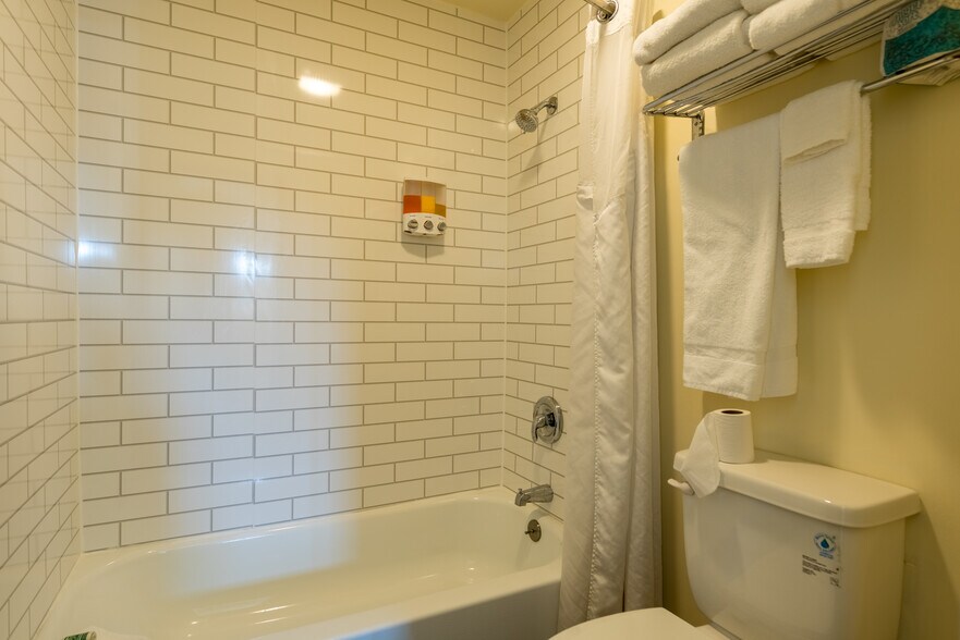 More Photos Of 30362 US Highway 160, South Fork Hotel For Sale