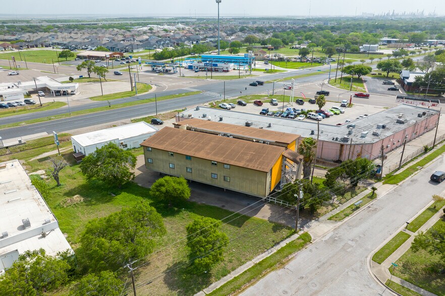 More Photos Of 10518 Heizer Dr, Corpus Christi Apartments For Sale